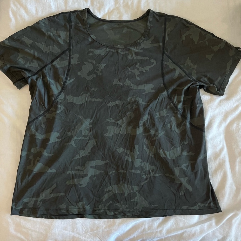 LuluLemon shirt